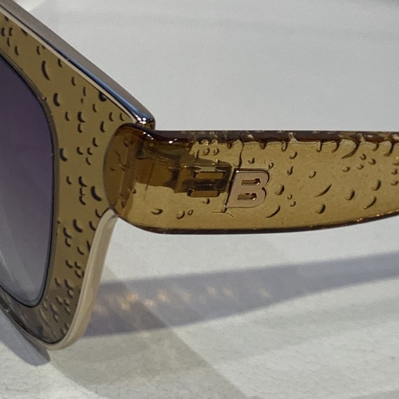 New Women’s Balenciaga Sunglasses - Picture 4 of 14